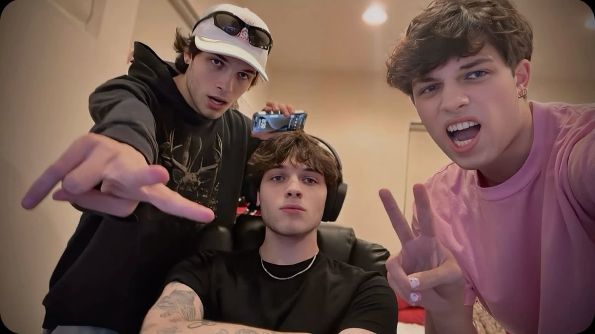 YouTuber 3